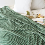 1 x RAW Customer Returns MIULEE Cuddly Blanket Fleece Blanket Flannel Blanket Solid Color Living Room Blankets Couch Blanket Fluffy Throw Microfiber Bedspread Sofa Blanket Blanket For Bed Sofa Bedroom Office 60x80Inch 150x200cm Matcha Green - RRP €26.0