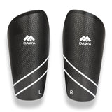 1 x RAW Customer Returns DAWA Shin Guards Children s Men s Football with Extra Pocket and Socks in Carbon Design S  - RRP €12.99