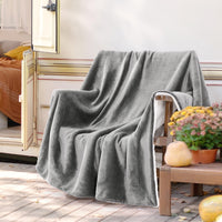 1 x RAW Customer Returns KANKAEU cuddly blanket 200x230 cm, fluffy Sherpa blanket for sofa, thick cuddly blanket warm, perfect winter blanket easy care, cuddly blanket fluffy for coziness - RRP €29.21