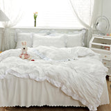 1 x RAW Customer Returns GETIYA Fluffy Seersucker Bed Linen 135x200 Elegant White Bed Linen Girls Women Aesthetic Ruffle Bed Linen Microfibre Plain Colors Duvet Cover Single Bed with 1 Pillowcase 80x80 - RRP €29.14