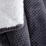 1 x RAW Customer Returns SOCHOW Waffle Sherpa Fleece Blanket, Super Soft, Fluffy Warm, Lightweight, Reversible Plush Blanket for Bed, Sofa and Couch, 150 x 200 cm Dark Grey - RRP €36.99