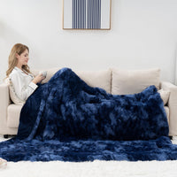 1 x RAW Customer Returns HOMFINE Plush Bedding 135 x 200cm Soft Winter Flannel Blanket Fleece Blanket with 2 Pillowcases 80 x 80cm Blue - RRP €22.8