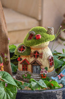 1 x RAW Customer Returns TERESA S COLLECTIONS Resin Fairy House Mushroom Garden Decoration with Solar Lamp Gifts for Girls Mom Lawn Balcony 19.5cm - RRP €26.21