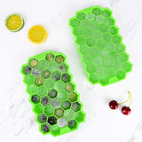 2 x Brand New Ice cube molds with lid 2 pieces ice cube trays silicone ice cube container with lid for freezer baby food water whiskey green yellow  - RRP €40.8