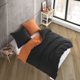 1 x RAW Customer Returns Vency bed linen 155x220 black copper - breathable - Renforc bed linen set with 1x duvet cover 155x220 1x pillowcase 80x80 - bed linen black copper - RRP €27.81