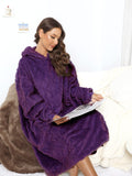 1 x RAW Customer Returns ililmmoe Sherpa wearable blanket oversized hoodie sweatshirt TV blanket with long sleeves and pocket, jacquard deep purple - RRP €31.6