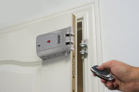 1 x RAW Customer Returns REMOCK RLP4G Invisible Security Lock with 4 controls, 3 W, 3 V - RRP €221.11