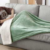 1 x RAW Customer Returns MIULEE Cuddly Blanket Fluffy Blanket Fleece Blanket Warm Sherpa Sofa Throw Blanket Fluffy Throw Microfibre Bedspread for Bed Sofa Bedroom Office 150 x 200 cm Matcha Green - RRP €36.29