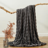 1 x Brand New BATTILO HOME Faux Fur Throw Blanket, Fluffy Double Sided Imitation Rabbit Fur for Bed, Sofa, Couch, Living Room, Home Decor Gray, 127 152cm  - RRP €79.99