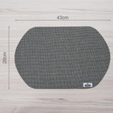 1 x RAW Customer Returns VILSTO Washable Placemats, Round Plate Coaster Placemat, Non-Slip Heat-Resistant Placemats, Dirt-Repellent and Washable, Table Decoration Dining Table, Pack of 4, Grey - RRP €27.99