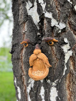 1 x RAW Customer Returns Old Man Tree Hugger, Funny Unique Indoor Outdoor Bird Feeder, Resin Tree Hugger for Yard, Art, Garden Decoration - RRP €24.97