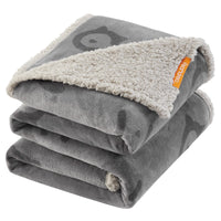 1 x RAW Customer Returns Feandrea Waterproof Dog Blanket, Fleece and Flannel, for Large Dogs, Cats, 203 x 152 cm, XXL, Reversible, Protection for Sofa, Bed, Machine Washable, Gray PPB080G01 - RRP €34.96