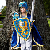 1 x RAW Customer Returns Liontouch - Noble Knight Helmet, Blue Medieval Foam Pretend Game for Children with Golden Lion Theme Battle Armor for Disguises and Costumes for Children and Young Children - RRP €16.99